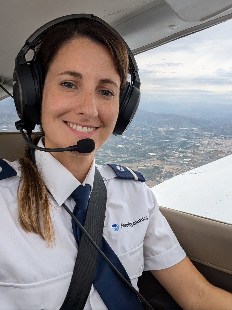 Leslie, piloto